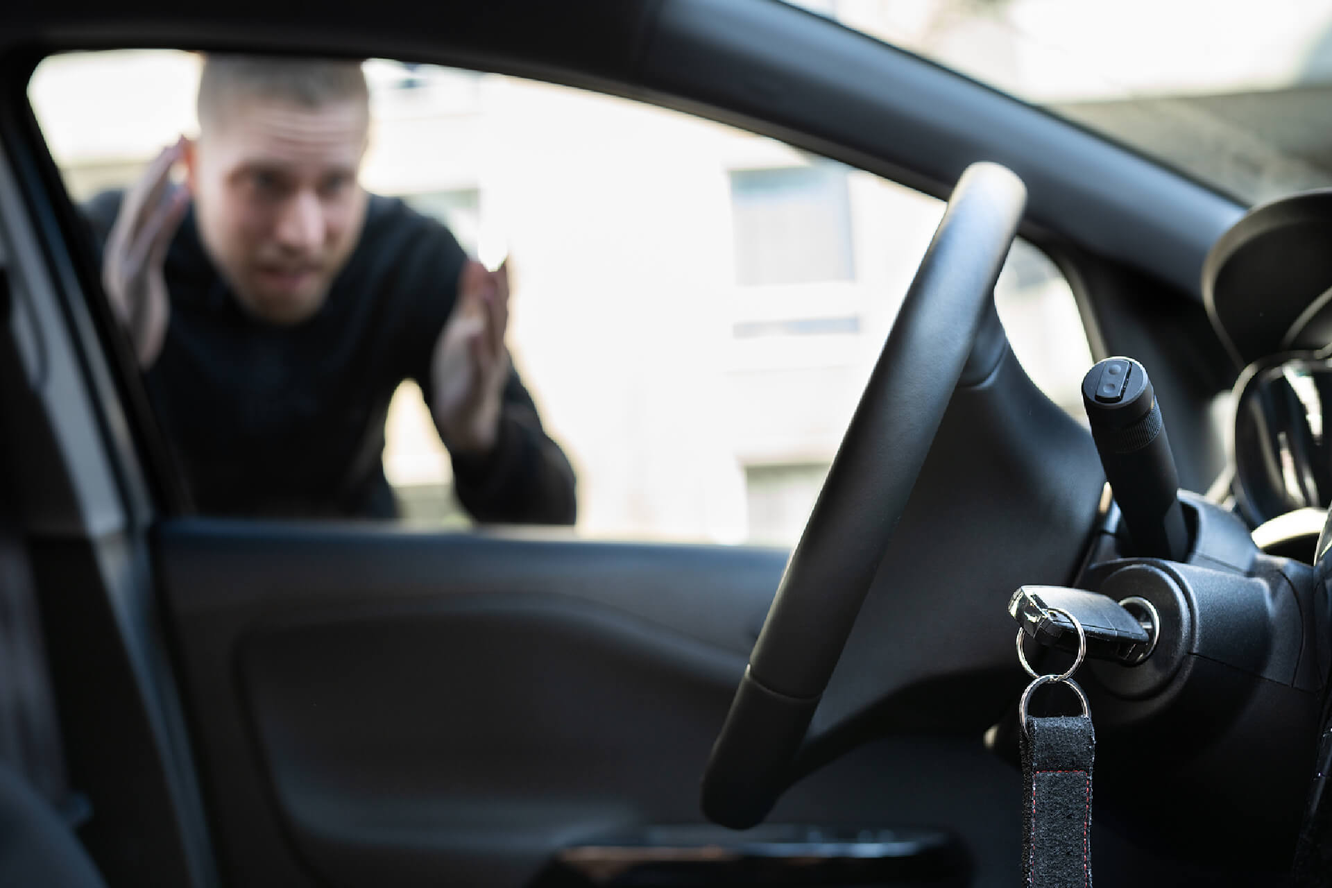 Roadside Assistance During Lockout